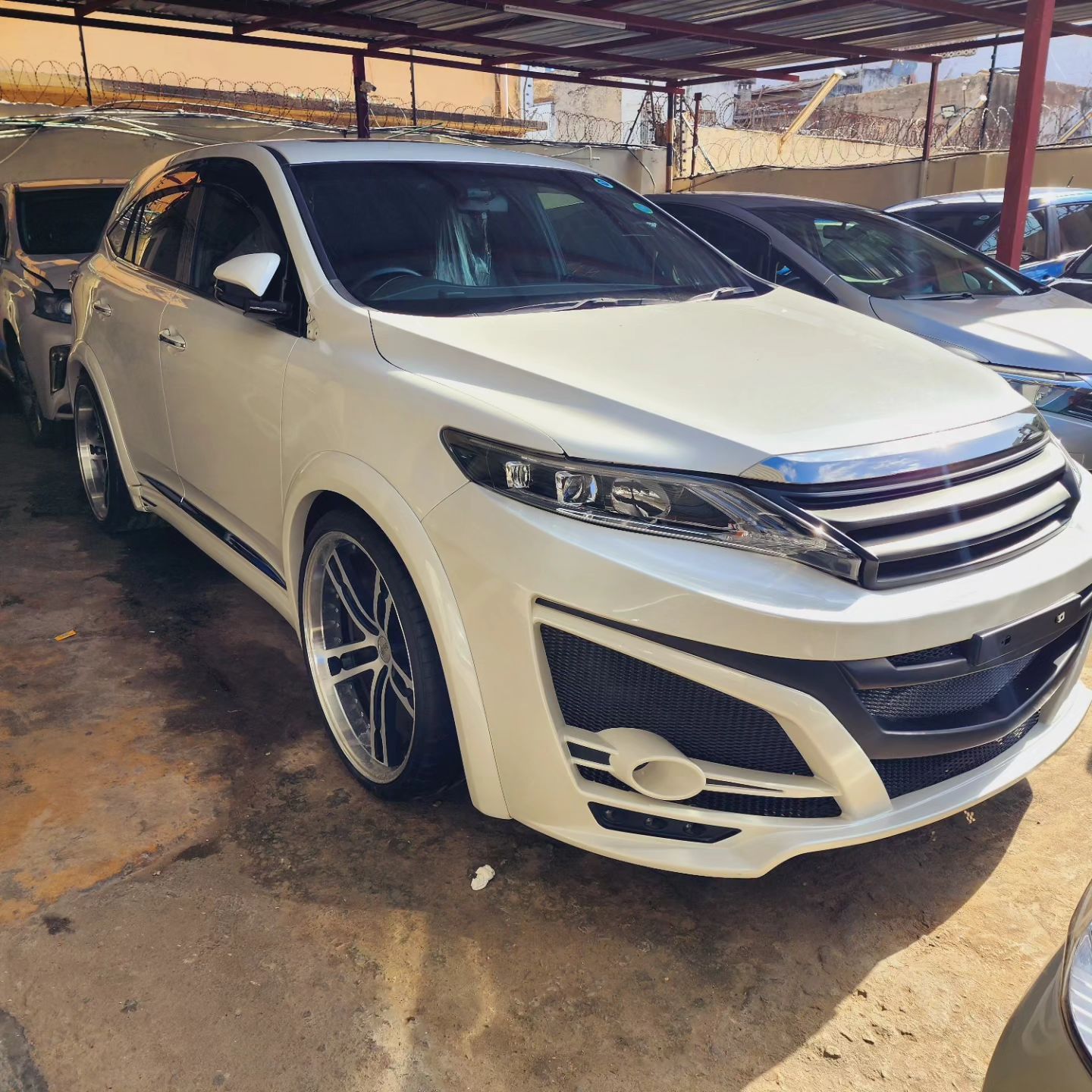 Toyota cheap harrier accessories