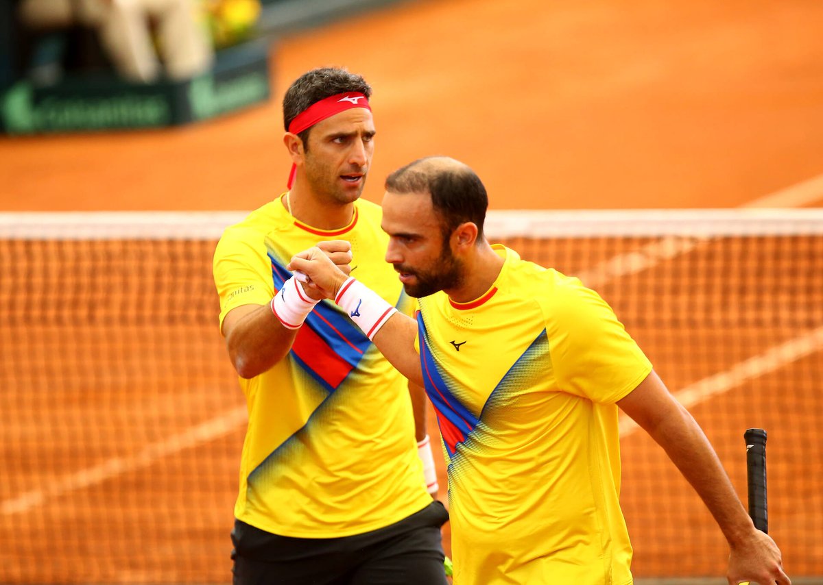 Copa Davis (@copadavis) on Twitter photo ¡Cuántos momentos! 💪🇨🇴
Gracias por hacernos respirar tenis, <a href="/RobertFarah_/">Robert farah</a> y <a href="/juanscabal/">Juan Sebastian Cabal</a>, y por vivir siempre la Copa Davis 🏆con pasión 💛💙❤
#CopaDavis | <a href="/fedecoltenis/">Fedecoltenis</a> ¡Cuántos momentos! 💪🇨🇴
Gracias por hacernos respirar tenis, <a href="/RobertFarah_/">Robert farah</a> y <a href="/juanscabal/">Juan Sebastian Cabal</a>, y por vivir siempre la Copa Davis 🏆con pasión 💛💙❤
#CopaDavis | <a href="/fedecoltenis/">Fedecoltenis</a>