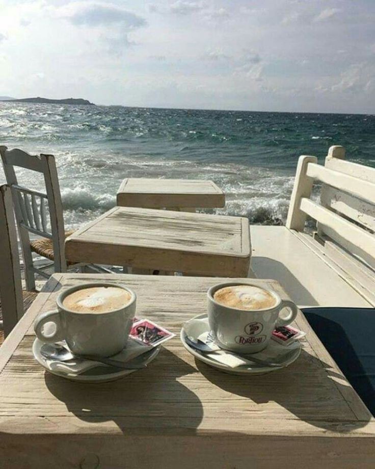 IrenCryptoQueen's tweet photo. Good morning, friends! ☀️ May your day be as bright as your smile and as productive as your first cup of coffee! ☕️ #GoodMorning #PositiveVibes #CoffeeInHand https://t.co/lNBNvXrx3F