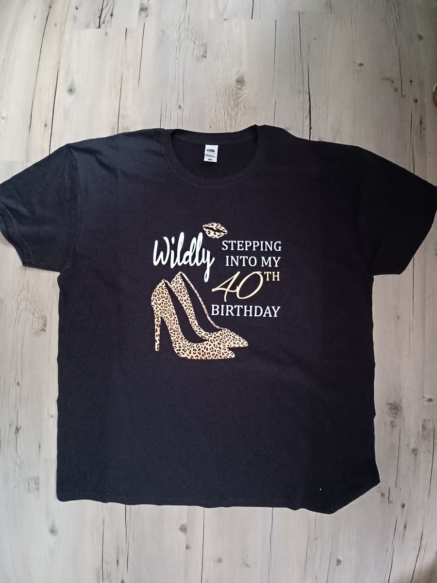 PorteedownPrint's tweet photo. A 40th birthday t-shirt designed, printed and delivered to a customer yesterday. If you are planning a hen/stag, birthday party or holiday and would like personalised T-shirts then give us a shout. T-shirts for any occasion. We're happy to help 😀 https://t.co/VIbsltEHQm