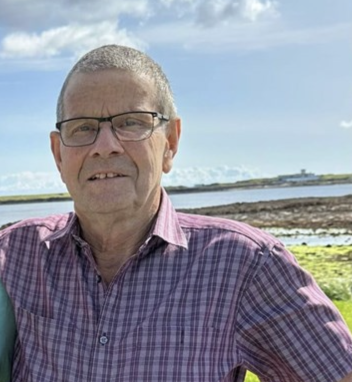 In a week where we say goodbye to #kingofpitches Brian Welch, our Chairman Paul Dean is brought of the bench to prep the pitches for Sat #Learner
1s away <a href="/BurnageRFC/">Burnage Rugby Club</a> 3pm
2s home v Liverpool Uni Vets 3pm
3s home v Liverpool Medics 3pm
All #RugbyWorldCup games on the big screen