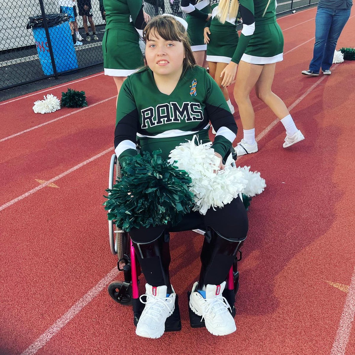 phslss's tweet image. Football game fun! 🏈