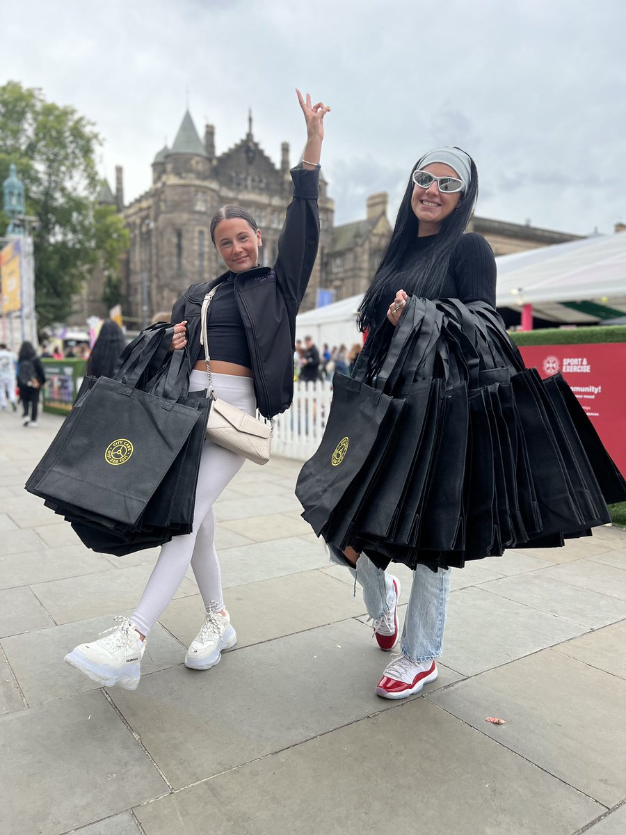 Competition time!

Download the City Cabs app:

 citycabs.co.uk/app 

Enter ‘PRIZE’ as your promo code. 

Every booking you make from now until 9th October at 23:59 will be entered into the prize draw for a SONOS ONE SL speaker or £50 of free Taxis! 

Unlimited entries.