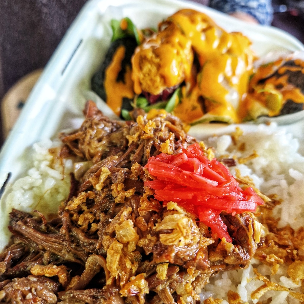 It's Friday which means one thing....Market Day!

Leave the leftovers at home, move away from the meal deal and come and fill up on the best street food in Bristol! 

See you at 11am.

#Streetfoodbristol #Bristolmarket #Localproduce #Bristollife #Bristolevent