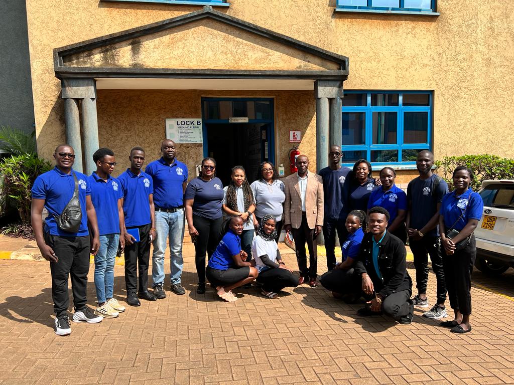 CavendishUg's tweet photo. The Cavendish Law Clinic team on their way for a community outreach on Domestic Violence. 
Under the theme "I Can Make a Difference for Uganda Children and Women", the team is determined to sensitize the community on how to stop Domestic Violence. 
#stopdomesticviolence https://t.co/vsSCy4t2xN