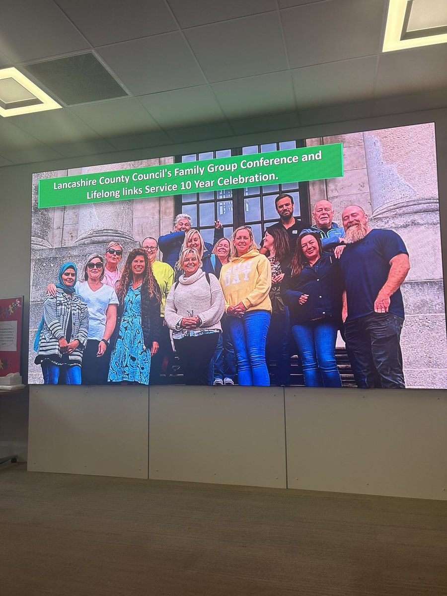 Hayley Kinowski tweet media