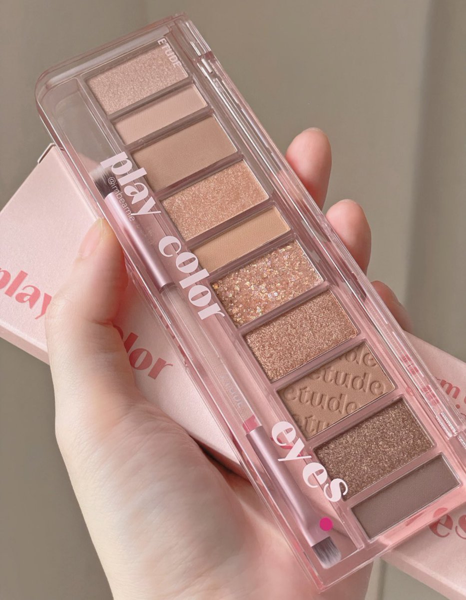 imbeamie's tweet photo. มาแจกของน่ารักๆๆๆ พาเลตตา Etude Play color eyes ตลับใหญ่จุกกก 10 สีน่ารักมากกกก โทนที่แต่งได้ทุกวัน ♡ヾ(๑╹◡╹)ﾉ"☁️
  ☁️

🧴กด RT + Follow น้า 
🩰มะรืนประกาศไวๆ สุ่มให้ฟลว.ค้าบ รีมาเลออออ 🫶🏻🫶🏻🫶🏻 https://t.co/YDgwnMLplB