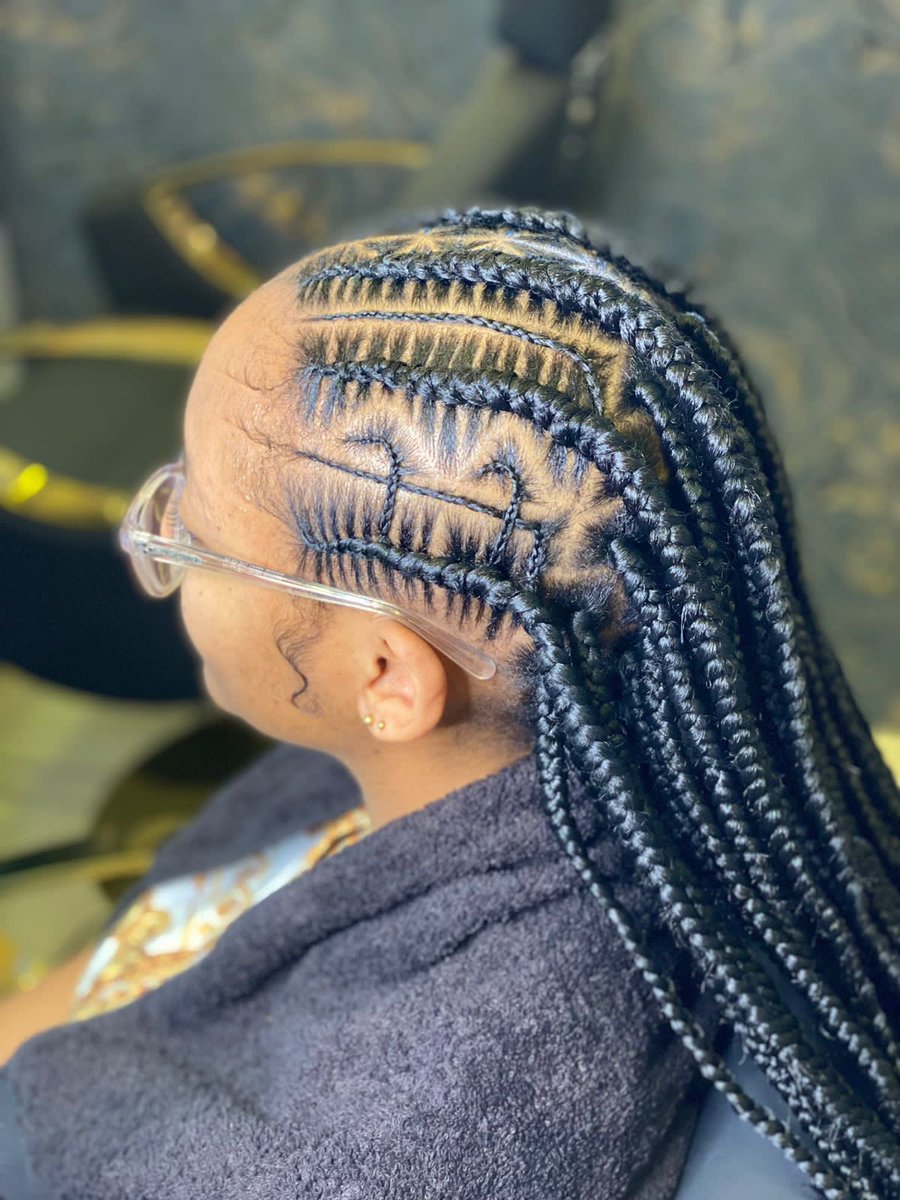 KigoFaith's tweet photo. Come get your hair needs taken care of this weekend at unbelievably affordable prices. We offer massage, waxing and and nails services too. We are at 3rd Floor of Jewel Complex, next to TRM . Call or whatsapp for booking and enquiries on 0715306306. 💆🏽‍♀️🥂😀 https://t.co/Ci5k2NeV7q