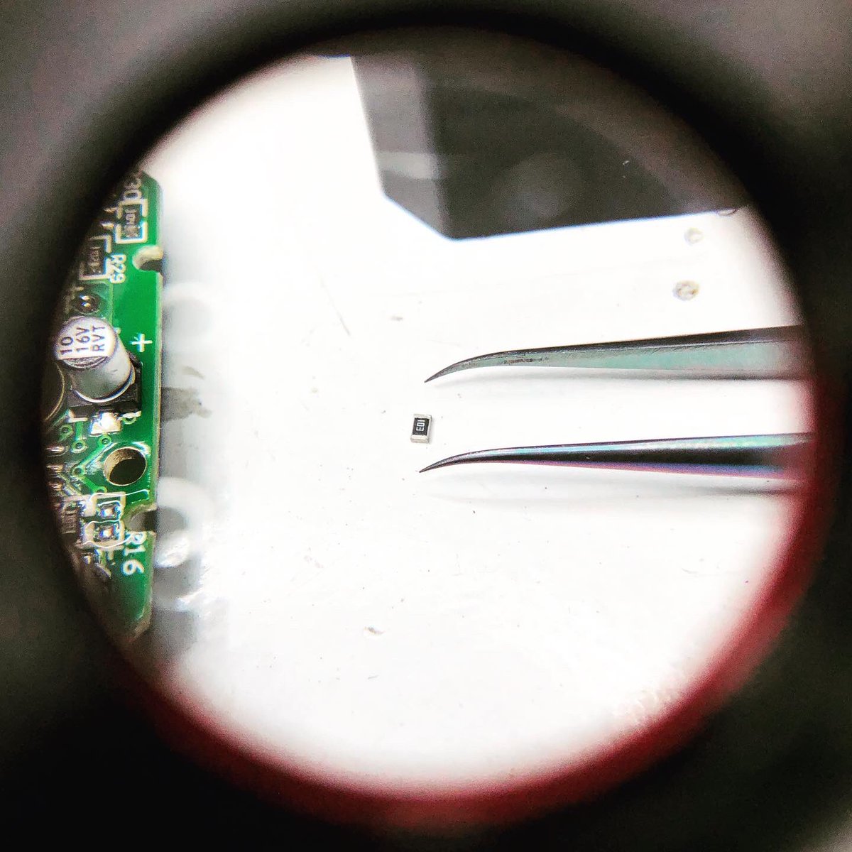 RumbleRepairs's tweet photo. Another sugar grain sized #electronic #failure in an #acoustic #guitar. The scale I have to work on sometimes is tiny. This was the mega #distortion acoustic. Fixed now. Finishing off today and headed home ๐ก #guitarshop #instrumentrepairs #sligo #ireland #fishman #guitarpickups https://t.co/Z9xiwHMqvu