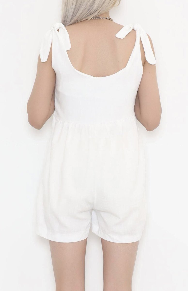 En güzel modellerden bir parçası daha 
✅Askı bağlamalı şort tulum 
Beden:S-M-L
Fiyat: 275,40₺
Kalıp: Eahat
Kumaş: Keten
Likra : yok 
Ürüne aşağıdaki linkten ulaşabilirsiniz
enuygunhersey.com/product/aski-b…
İ
Diğer modellerimizi görmek için,
🌐enuygunhersey.com