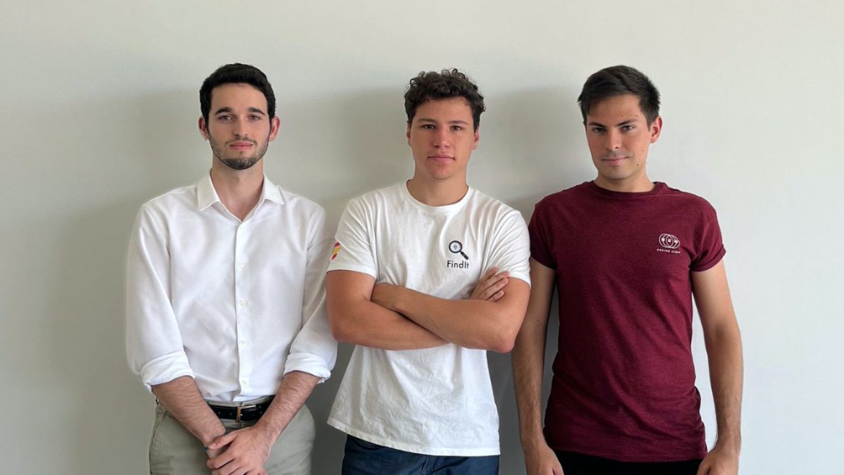 PCientificoAlic's tweet image. Damos la bienvenida al #ecosistemaPCA a #FindItApp👏

🔍 FindIt App es una startup formada por #estudiantesUA que ha desarrollado una aplicación para comparar precios en supermercados y gasolineras

Lee la noticia aquí 📰 cutt.ly/TwxGidXs