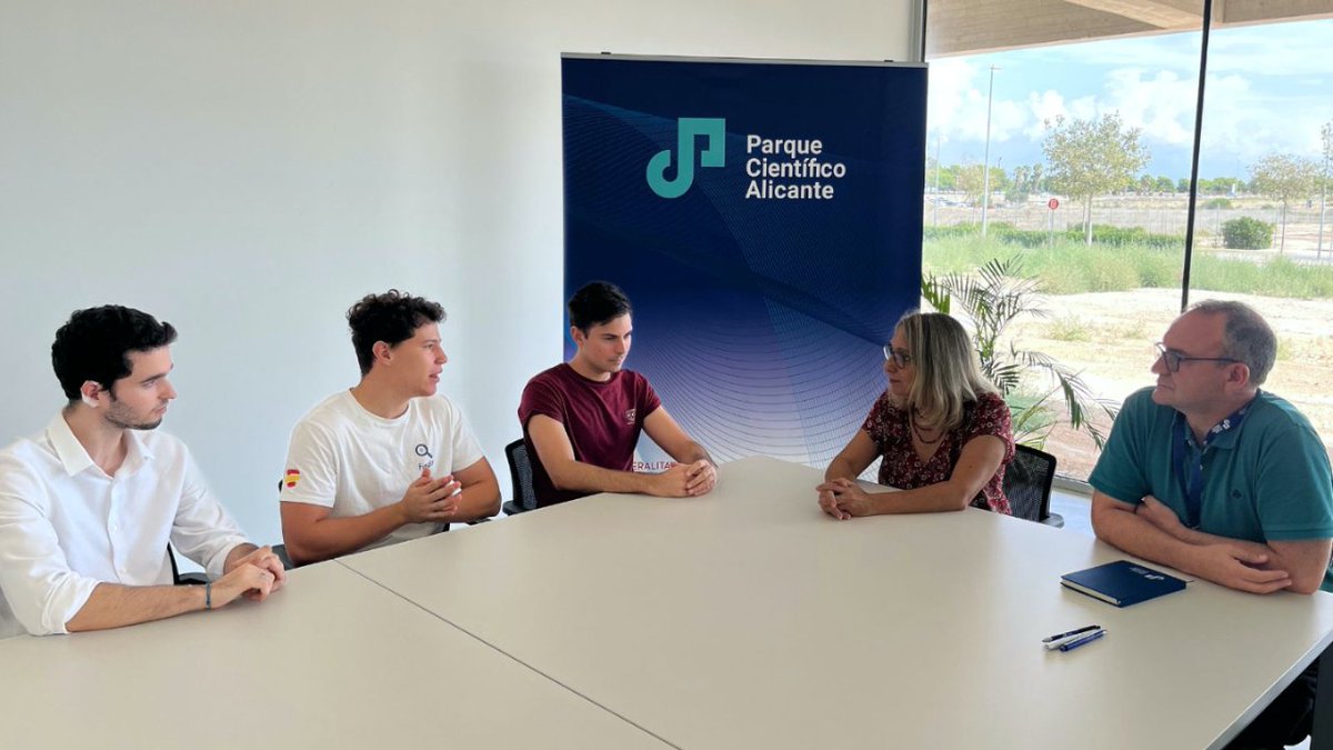 PCientificoAlic's tweet image. Damos la bienvenida al #ecosistemaPCA a #FindItApp👏

🔍 FindIt App es una startup formada por #estudiantesUA que ha desarrollado una aplicación para comparar precios en supermercados y gasolineras

Lee la noticia aquí 📰 cutt.ly/TwxGidXs