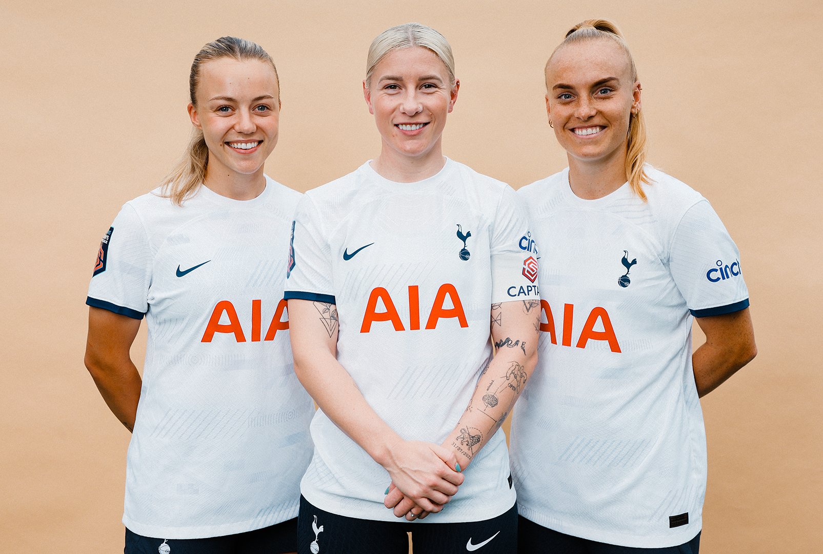 Tottenham Hotspur Women 2023-24 Home Kit