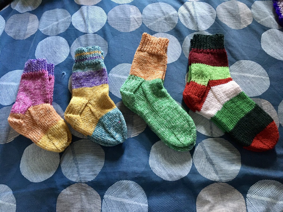 It’s feeling like another sock knitting day, here’s my finished socks I’ve recently knitted I’m using all my oddments of sock yarn up! 🧶 #knitting #handmade #knittedsocks #knittingonthestraight #handmadesocks #knittingtherapy #socks