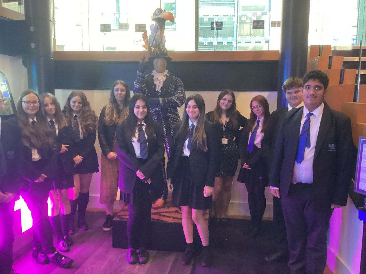 Our prize winners had a fantastic time yesterday at the Hippodrome in Birmingham watching The Lion King and then meeting some of the cast and the director. 🦁