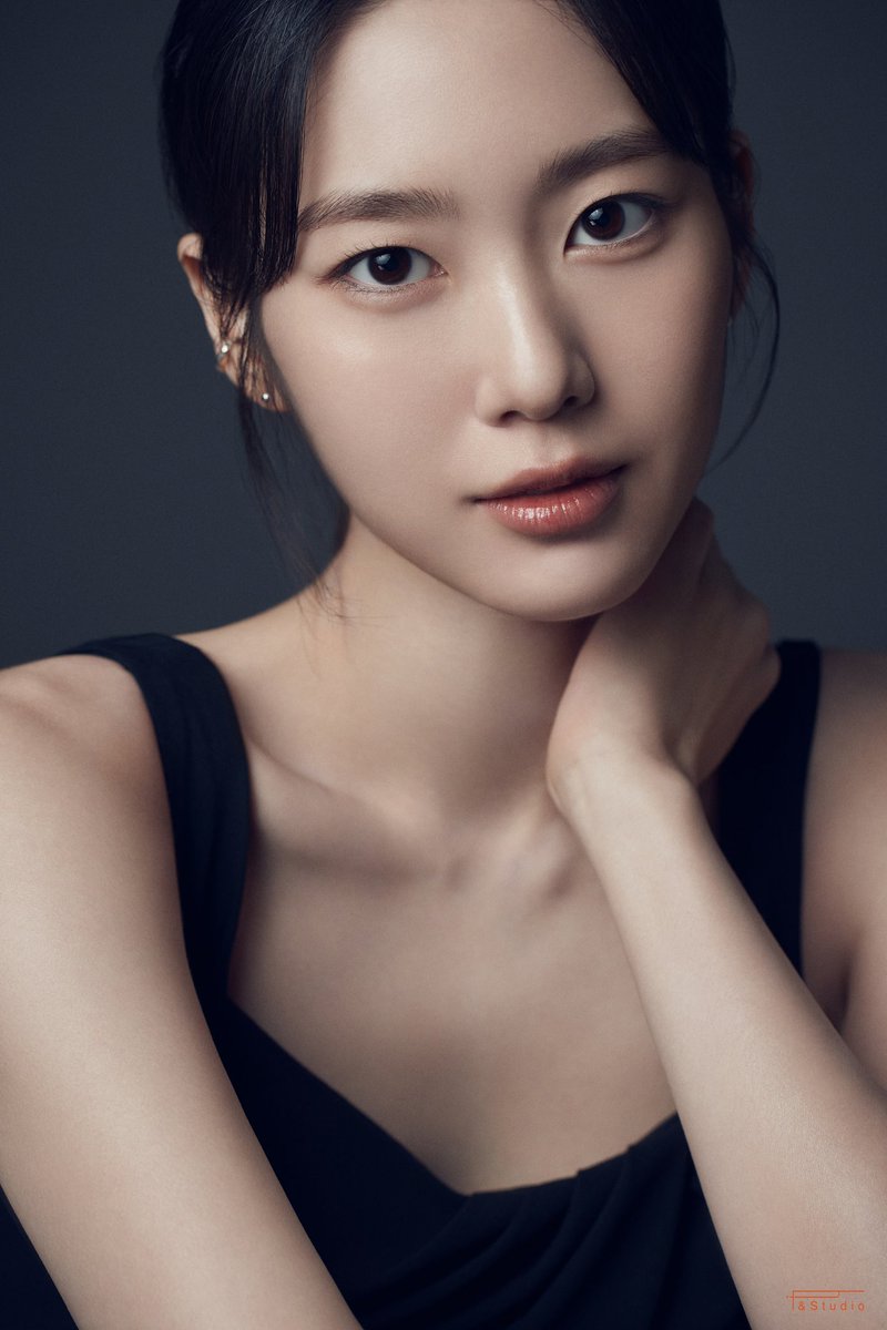 졸업축하해요 음대여신 김지호언니..