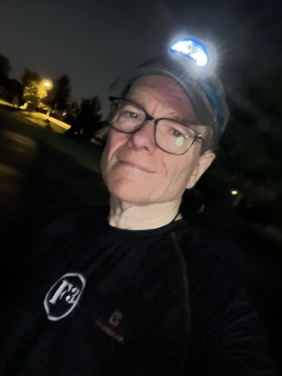 Friday 4 miles in the park to end the work week at <a href="/f3struggle/">@F3Struggle</a> The Early Version. 

<a href="/F3LakeMurray/">F3 Lake Murray</a>