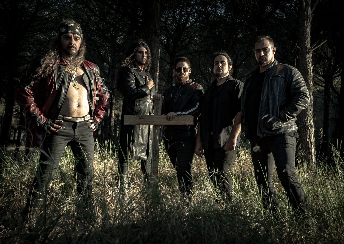 Nidhoggofficial's tweet photo. ❤️🔥MUY BUENAS DRAGÖNES❤️🔥
En estos días os informaremos de nuevas fechas de nuestra gira "Nueva Era Tour 2023", escribirnos desde donde nos escucháis y alzaremos el vuelo a vuestra ciudad para devoraros el alma
#nidhogg #devoradordealmas #dragones #rockgoth #metal #powermetal https://t.co/UO8ph4pCIE