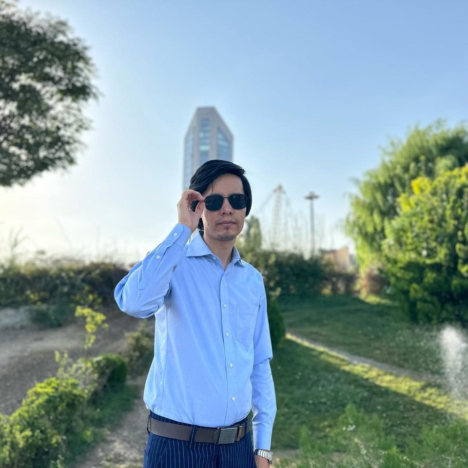 Rasolyan1's tweet photo. #تصویرنمایه‌جدید https://t.co/0HRcADtTnL