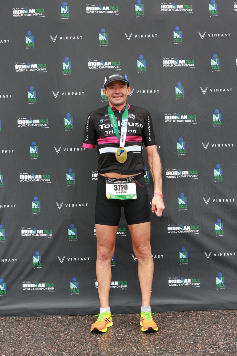 IutToulouse3's tweet photo. #IronMan #Triathlon 🏊‍♀️🚴‍♀️🏃 

👏 L'IUT est fier de @JeanBuchot, enseignant-chercheur au dpt GCGP, qui remporte 2 titres de champion du monde @IRONMANtri à Lahti (Finlande) et à Nice ! 

Deux challenges de taille à découvrir ici ➡️ https://t.co/J32mdJbuD8 

📸© IRONMAN https://t.co/HEj6SJhJGx