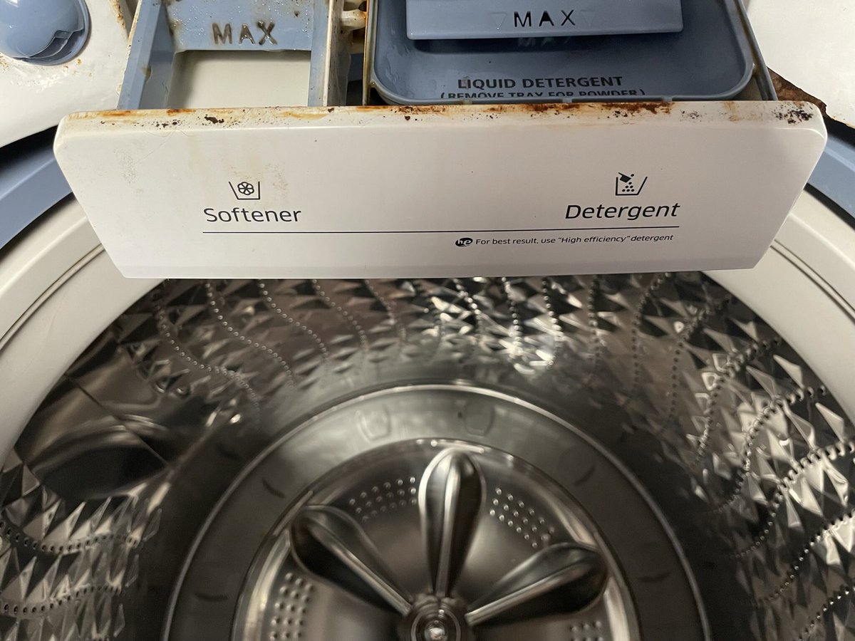 JulieIPE's tweet photo. @cbcmarketplace there’s a voluntary recall on @SamsungCanada washer up to October 2016 and mine was built in November @SamsungCanada won’t do anything for me https://t.co/BklpqtzDFe