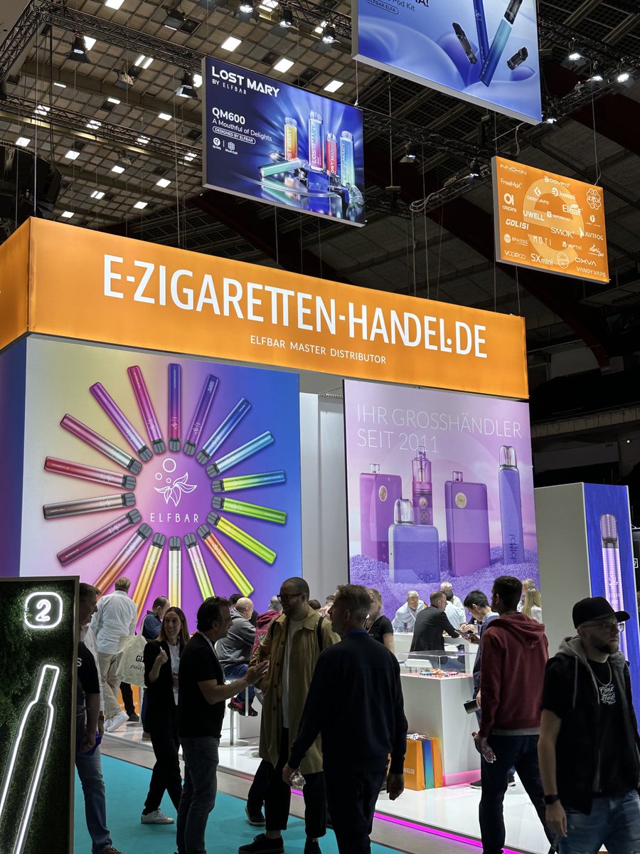 Burdinski's tweet photo. Imposanter Stand auf der #InterTabak. Gut, dass tabakfreie Alternativen zum Rauchen inzwischen so gut angenommen werden. @ConsumerChoiceC works and significantly reduces harm gram tabacco products @Berlin_affairs https://t.co/IcbZTYJD1l