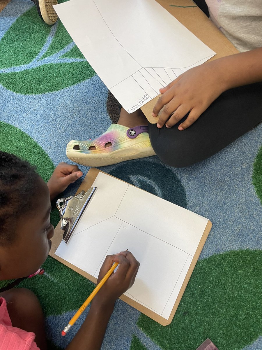 SterlingElemen1's tweet image. #2ndGrade Labs! Students practiced using a ruler to create an open view of their classroom! 📏 ✏️ 📋 @ELeducation @CharMeckSchools  #Module1 #Labs #createlab #chinupcrownon👑 #sterlingpride🐯