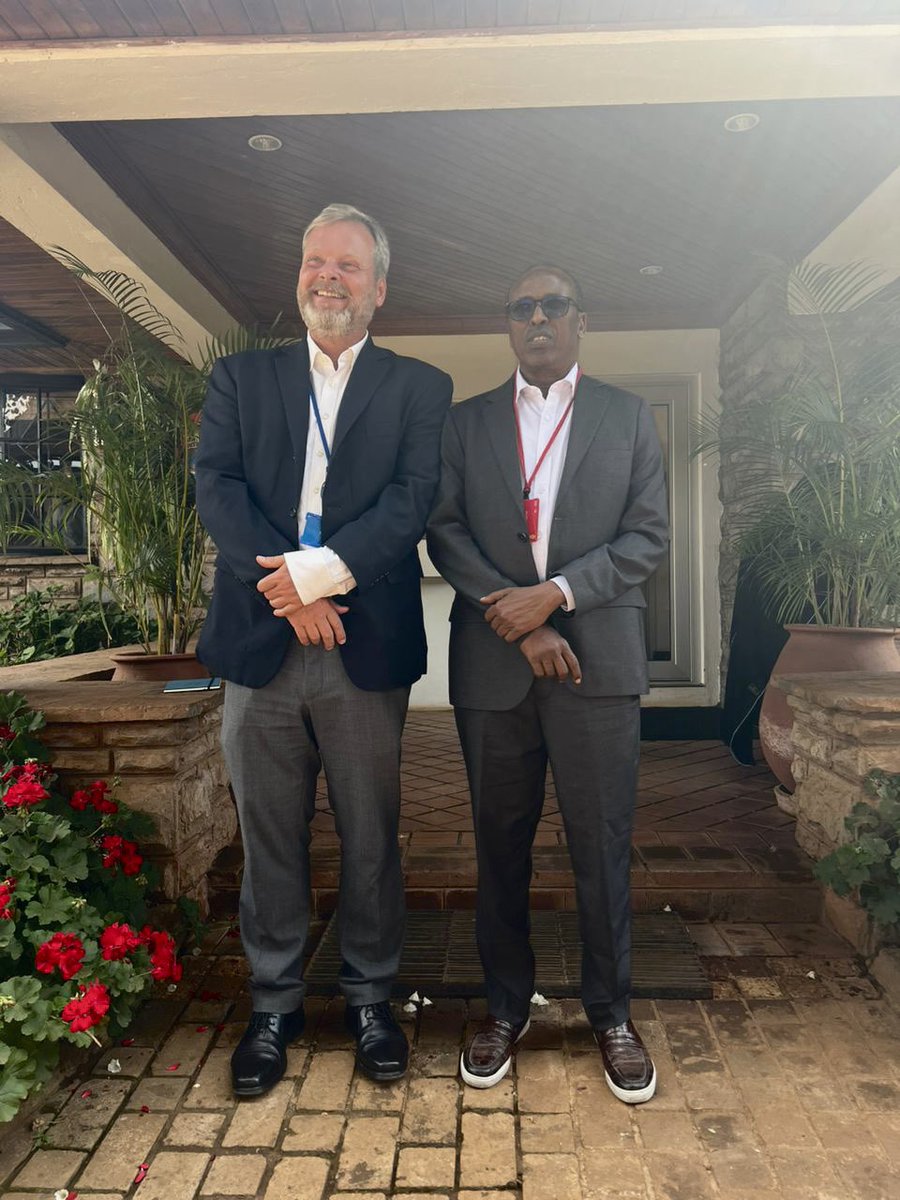 Great discussions yesterday led by @nasirarush on humanitarian challenges in SouthWest Somalia as well as the progress SWS is making in local governance. Looking forward to continued partnership and stronger collaboration for the great people of SouthWest Somalia!