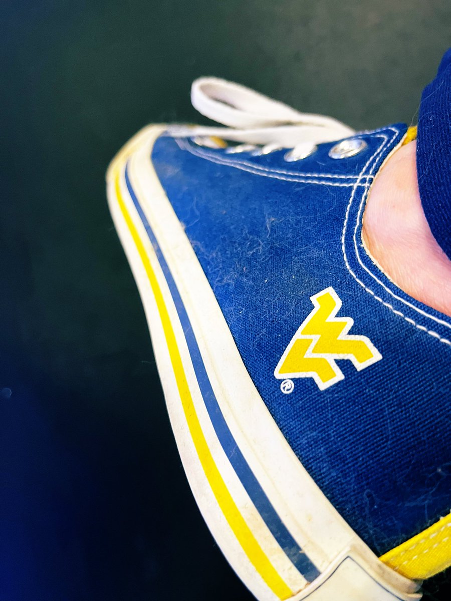 JeniferMcWV's tweet photo. Pulling out all the 💙💛 today 🏈 #LetsGo #Mountaineers #BackyardBrawl It’s Backyard Brawl Eve! #WCHSTV https://t.co/CLJGqGybX7