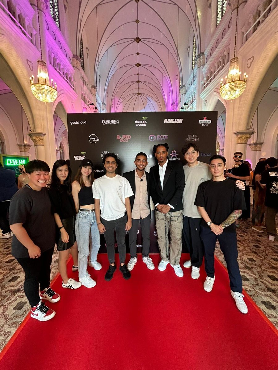 📸 Team TZ APAC with <a href="/champmedici/">Champ Medici</a>, <a href="/shivjain/">Shiv Jain</a> and Althea Lim (<a href="/gushcloud_intl/">Gushcloud International</a>) at World Champ Partners Day

<a href="/champmedici/">Champ Medici</a> is partnered with <a href="/TezosFoundation/">Tezos Foundation</a> for the Champ Medici Arts Fund which supports emerging artists across the globe looking to build and create art on #Tezos.