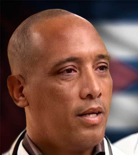El doctor Assel Herrera Correa está hoy de cumpleaños. #Cuba se une en un gran abrazo para felicitarlo, y de manera especial desde <a href="/MINSAPCuba/">Ministerio de Salud Pública de Cuba</a> transmitimos a su familia la certeza de que nuestro Gobierno jamás descansará en su empeño porque regrese a casa. 🇨🇺