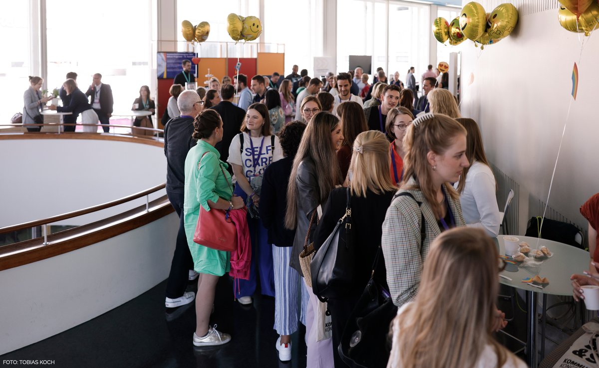 Emoji-Match 2.0 - Young Professionals und Newbies unter sich direkt am BdKom-Stand auf dem #KKongress23. 

Um 12:10 Uhr kommen wir dann zur großen Preisverleihung des BdKom Award🏆.

#Nachwusförderung #KommuikationVerantworten