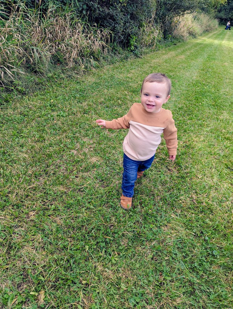 katelynclimer's tweet photo. Love this dude. https://t.co/oUJAh94Z7d