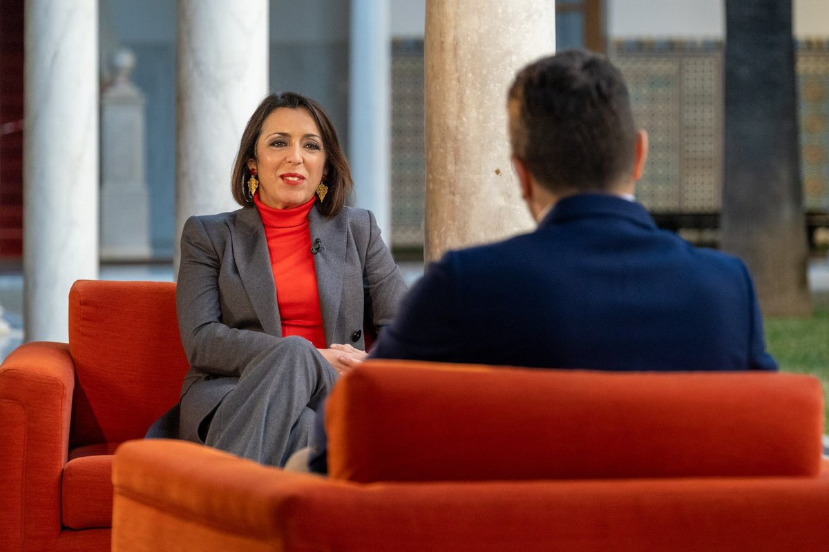 manueljmontes's tweet image. Gratitud que extiendo a @martabosquet, @jesusraguirre y sus equipos, que tan fácil me lo han puesto siempre y que han sido verdaderos cómplices del programa! 🫶🏽

Como todos y cada uno de los trabajadores de @ParlamentoAnd. Hacéis más grande una institución que es muy grande!