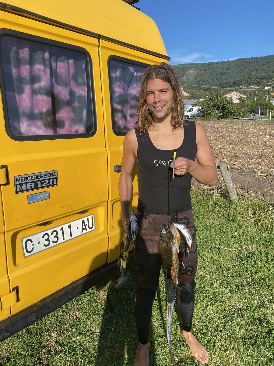 flushproyect's tweet image. Pescando de día y de noche