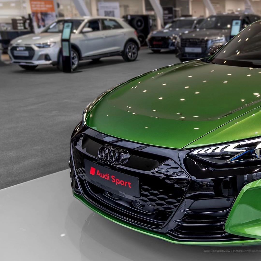 WorldWideCarsTM's tweet photo. Audi RS E-Tron GT 🍀 https://t.co/fbiXXMOvg9