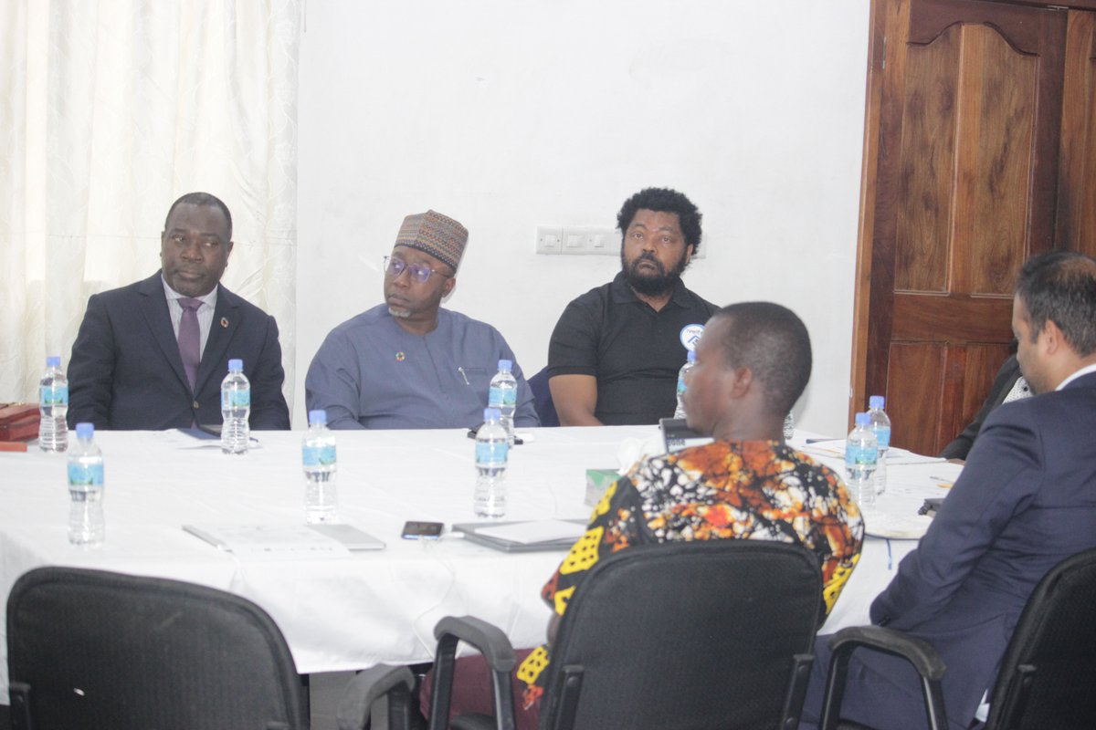 UNDPSierraLeone's tweet image. Currently underway in Freetown! 

On this #DemocracyDay, #iVerifySierraLeone is conducting a comprehensive review of its efforts in combating disinformation and misinformation in the lead-up to, during, and after the June 2023 general elections organized by @SLAJ_Salone