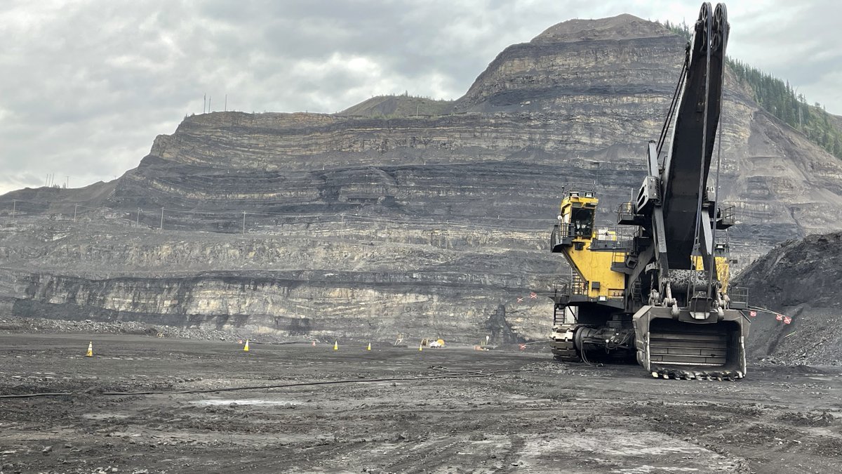 ttrockeng's tweet image. With decades of collective experience, the #TetraTechRockEngineering group is providing a full suite of #rockengineering services for open pit design, from site investigation through to detailed design #LeadingwithScience #rockmechanics #TetraTech