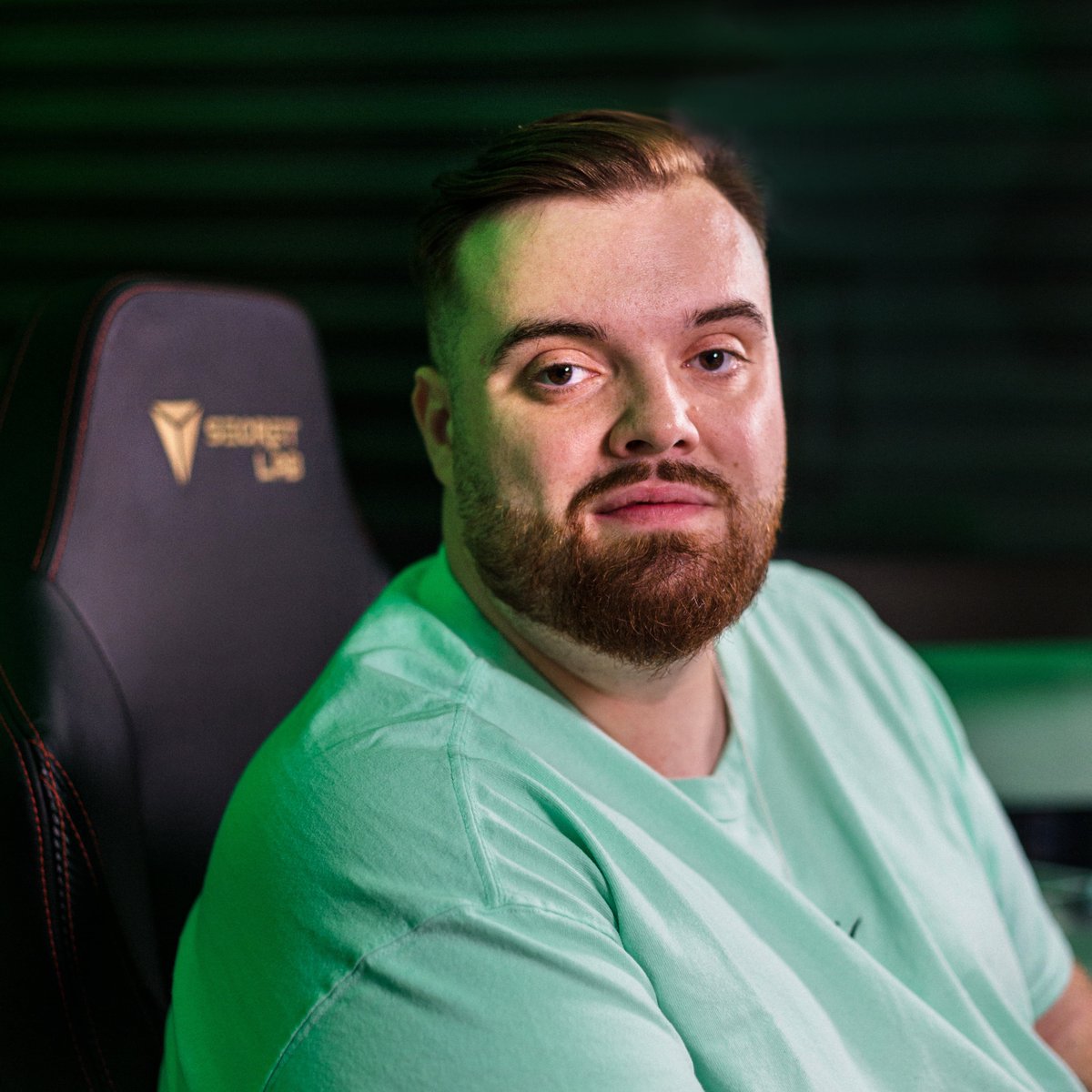 Yesterday, we met with the one and only <a href="/IbaiLlanos/">Ibai</a> to give him a very special gift! 

For being the first person ever to win 3 Esports Awards in a row, we've made a unique trophy for him. 🏆

Muchas gracias por recibirnos.

EXCLUSIVE INTERVIEW with Ibai coming soon! 🔥