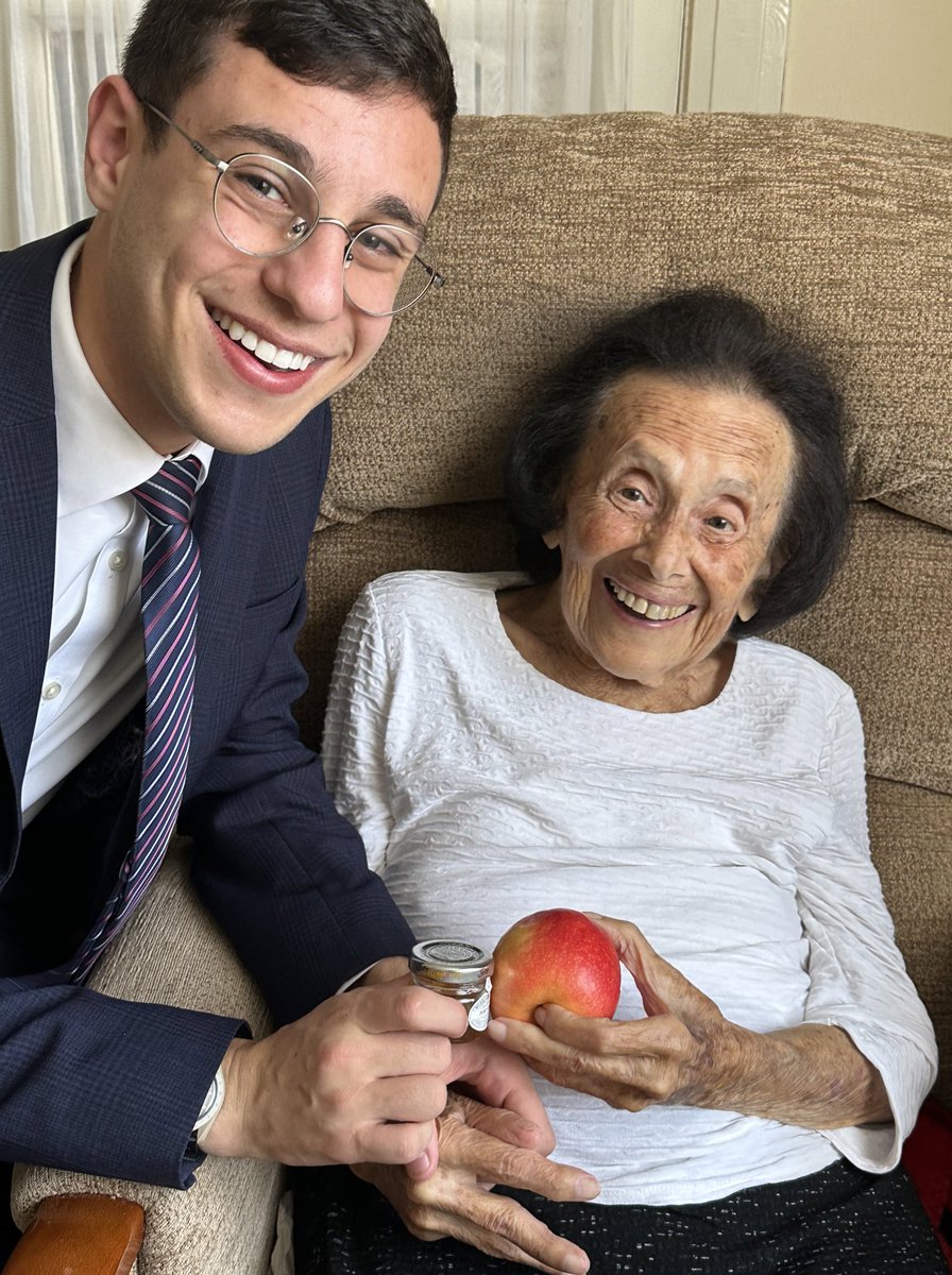 Shanah Tovah - happy Jewish new year! 

79 years ago, my great-grandmother, Lily Ebert, was in Auschwitz-Birkenau on Rosh Hashanah. Today, at 99, she celebrates with 37 great-grandchildren.

We hope that we can all have a sweet new year, full of health and happiness. 🍯🍎🍏