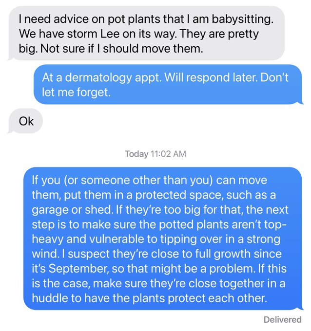 Things that I never envisioned for my life, exhibit A. Advising my 86-year-old mother in Maine on how<a href="/tag/dadboddaddydom"class="tags"><span>#dadboddaddydom</span></a>