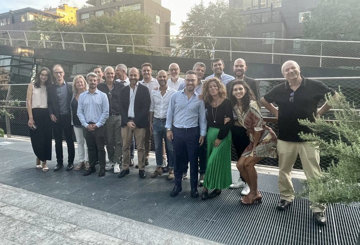 È stato un vero piacere incontrare il team italiano di <a href="/Trellix/">Trellix</a>, condividere nuove idee e progetti stimolanti per il nostro business.

Grazie a tutti i presenti per la splendida serata!

#WeAreExclusive