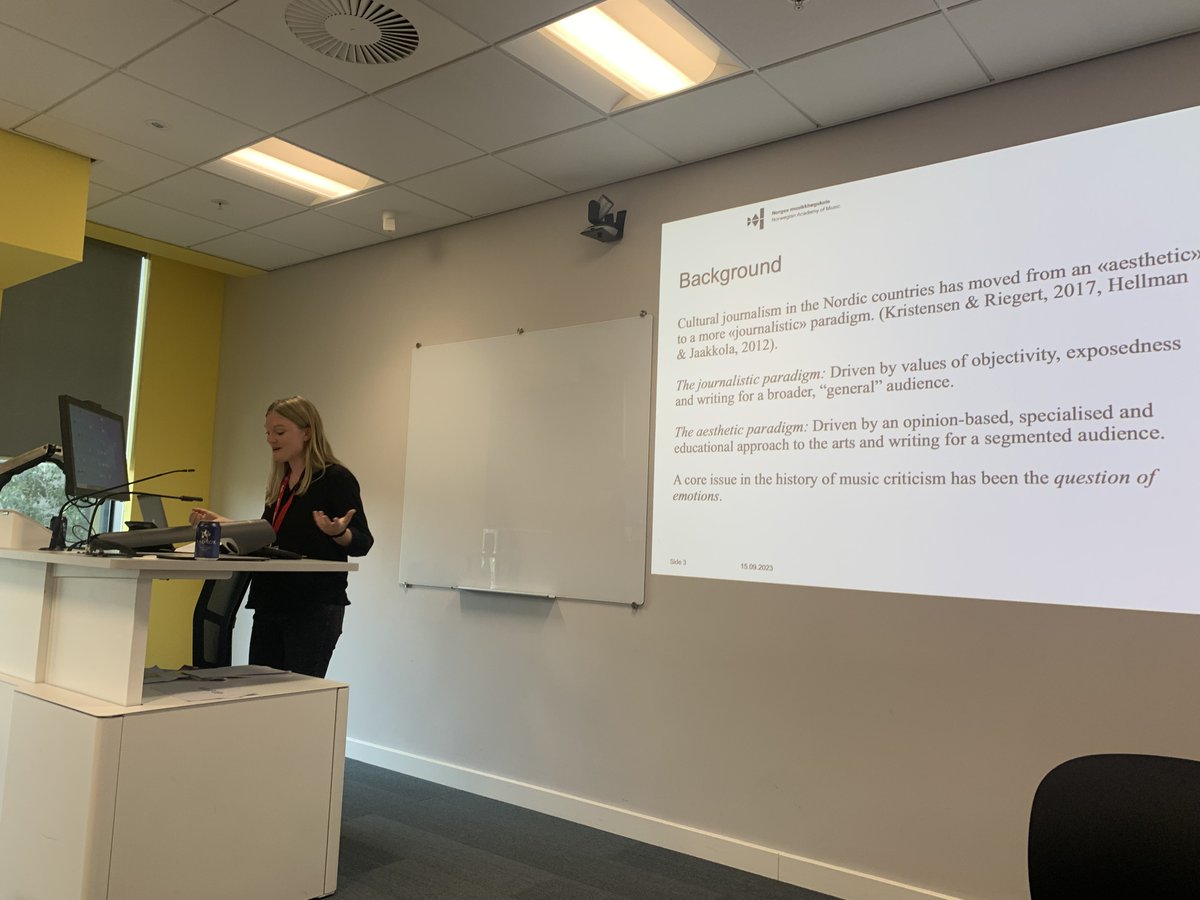 A very good presentation by @i_sofie, who has investigated how Norwegian critics have negotiated emotion in their evaluation of music. #FoJ2023