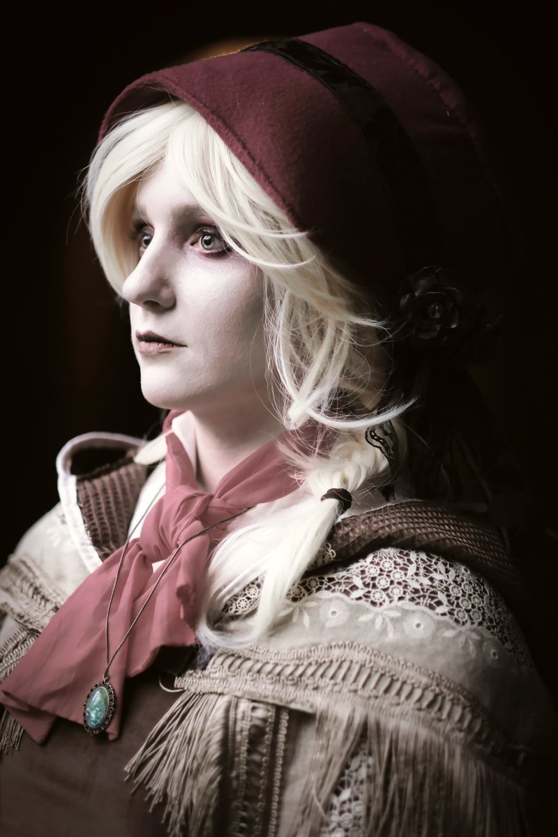 Bloodborne anyone? The Doll is here ❤️
Model: Sina, MakeUp: MascaraMassacre13 

#Bloodborne #thedoll #bloodbornedoll #fromsoftware