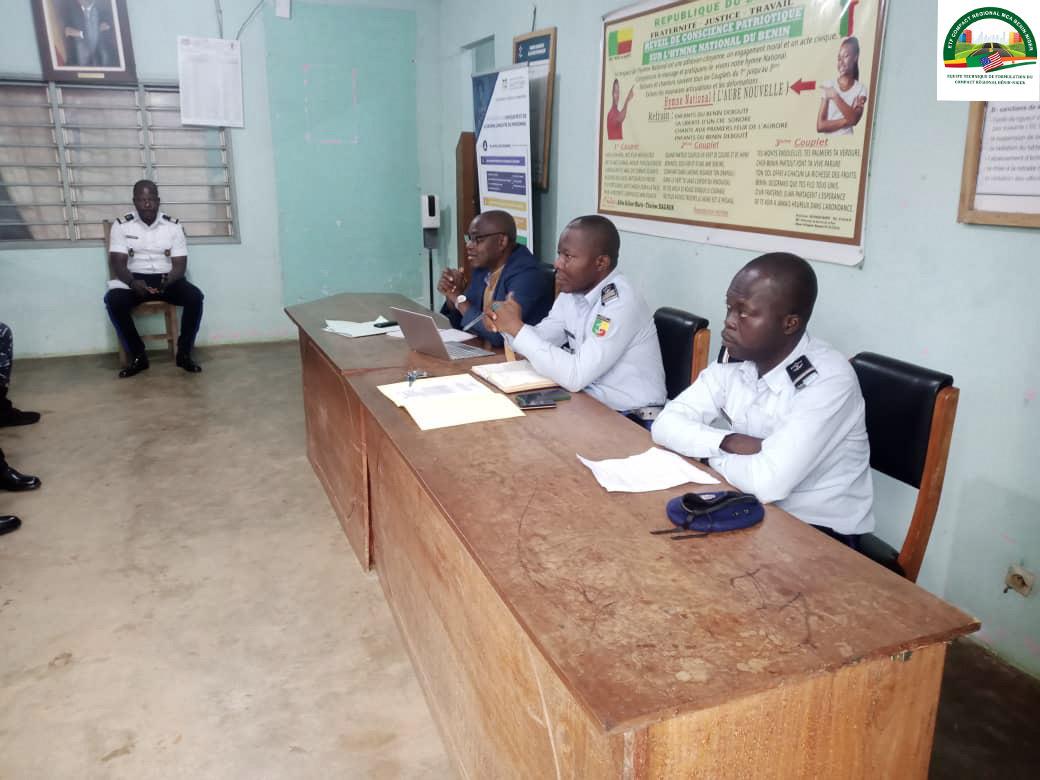 UcfBenin's tweet photo. UCF Bénin rencontre les Directions Départementales de la Police Républicaine #MCA #MCC #accident #route https://t.co/bgEIOGwKpD