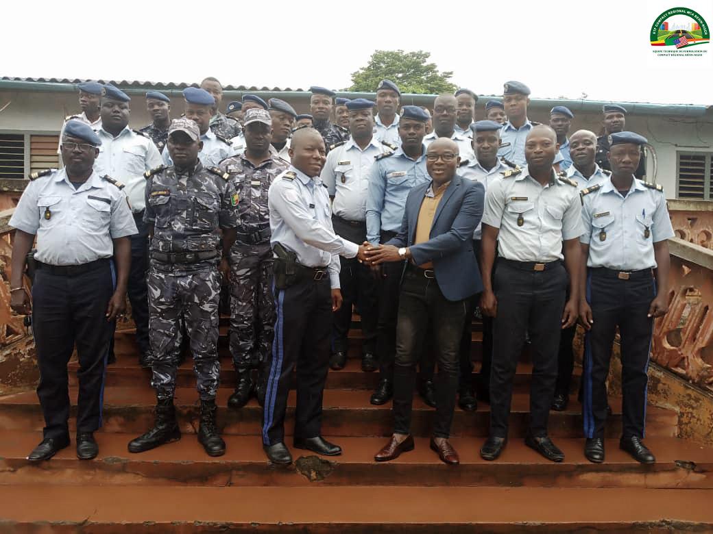 UcfBenin's tweet photo. UCF Bénin rencontre les Directions Départementales de la Police Républicaine #MCA #MCC #accident #route https://t.co/bgEIOGwKpD