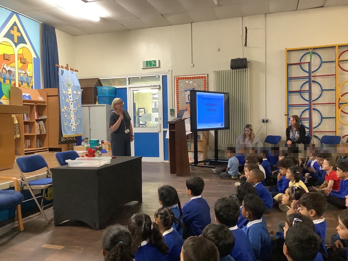 Diolch to <a href="/mrsnprichard/">Nicki Prichard 🧡</a> for a lovely ‘Good Book’ assembly today - our first of the new term! Llongyfarchiadau to all those who received Values and Healthy Champion awards. @SMTVCardiff