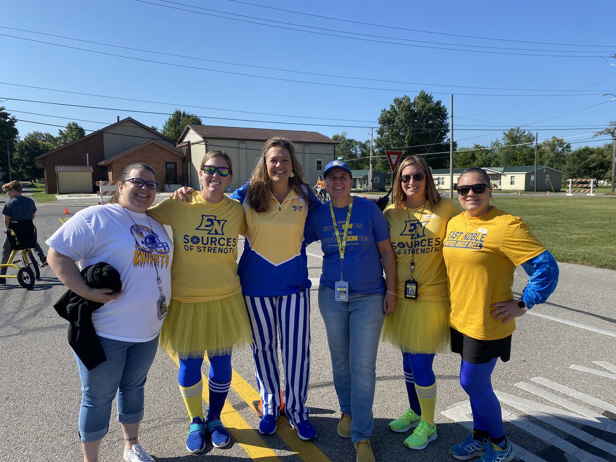 Bike Day and Homecoming 2023!  Best day of the year. 
#GoKnights @NickEDavid <a href="/ENHighSchool/">EN High School</a>
