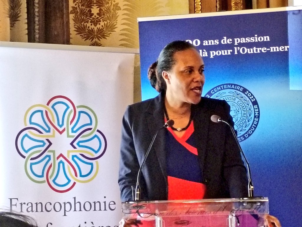 Benjamin_Boutin's tweet photo. 🌍 En France, au Québec, en Côte d'Ivoire, en RDC et dans une 30aine d'autres pays, la dynamique de #Francophonie sans frontières (#FSF) se poursuit 📈 avec une nouvelle équipe internationale, interculturelle et intergénérationnelle engagée. Bravo ! 👏🏼👏🏾 De beaux projets à venir. https://t.co/vnKUVhkVUv