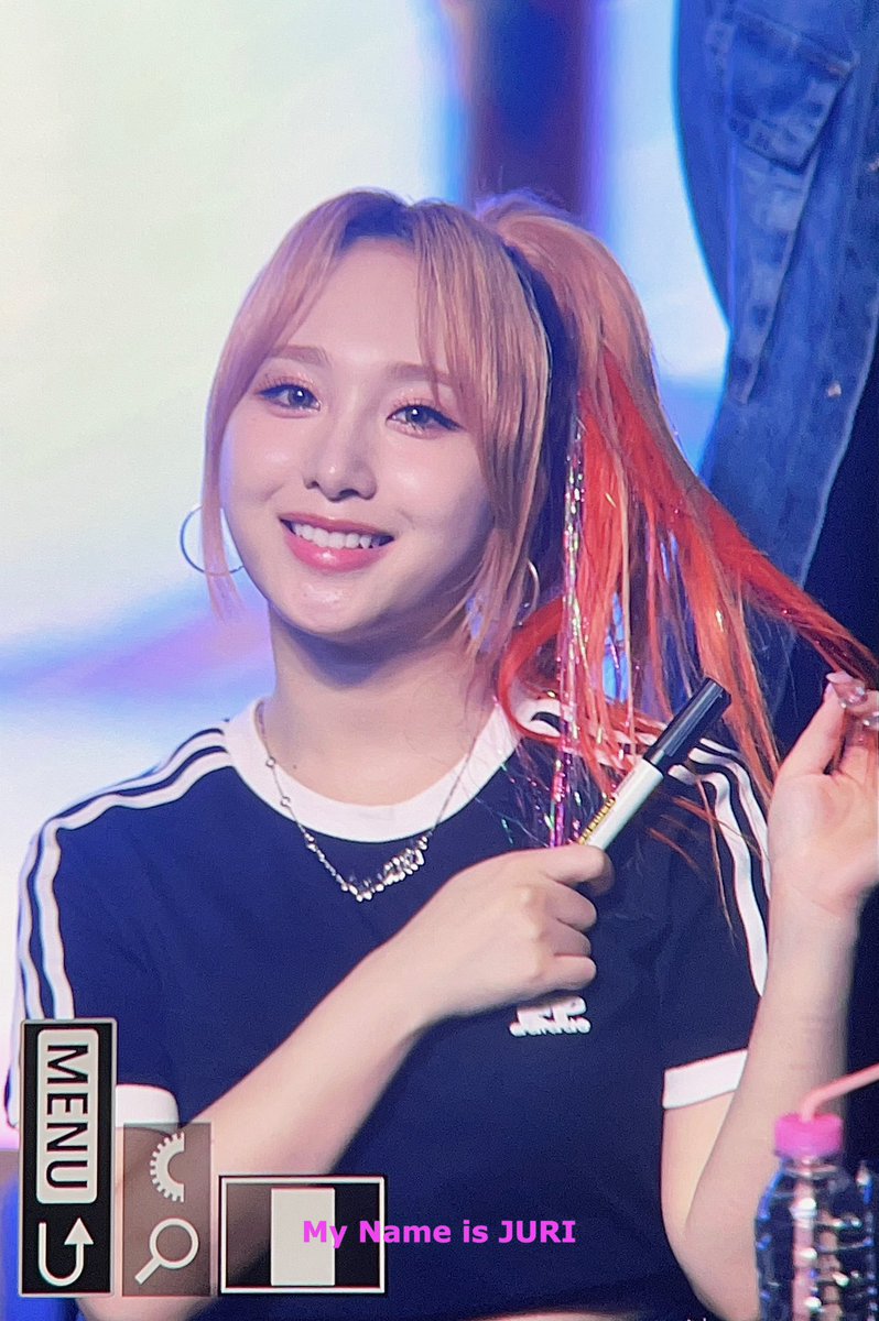 mynameisjuri's tweet photo. 230915 대면 팬싸 프리뷰

반짝반짝✨포니테일

#로켓펀치 #쥬리
#RocketPunch #RCPC #Juri
#ロケットパンチ #高橋朱里 #ジュリ
#BOOM #BOOM_RCPC
@RocketPunch @RCPC_members https://t.co/66jemrjhmq